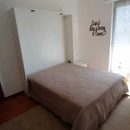 Django's 2 Feriehus Bergamo